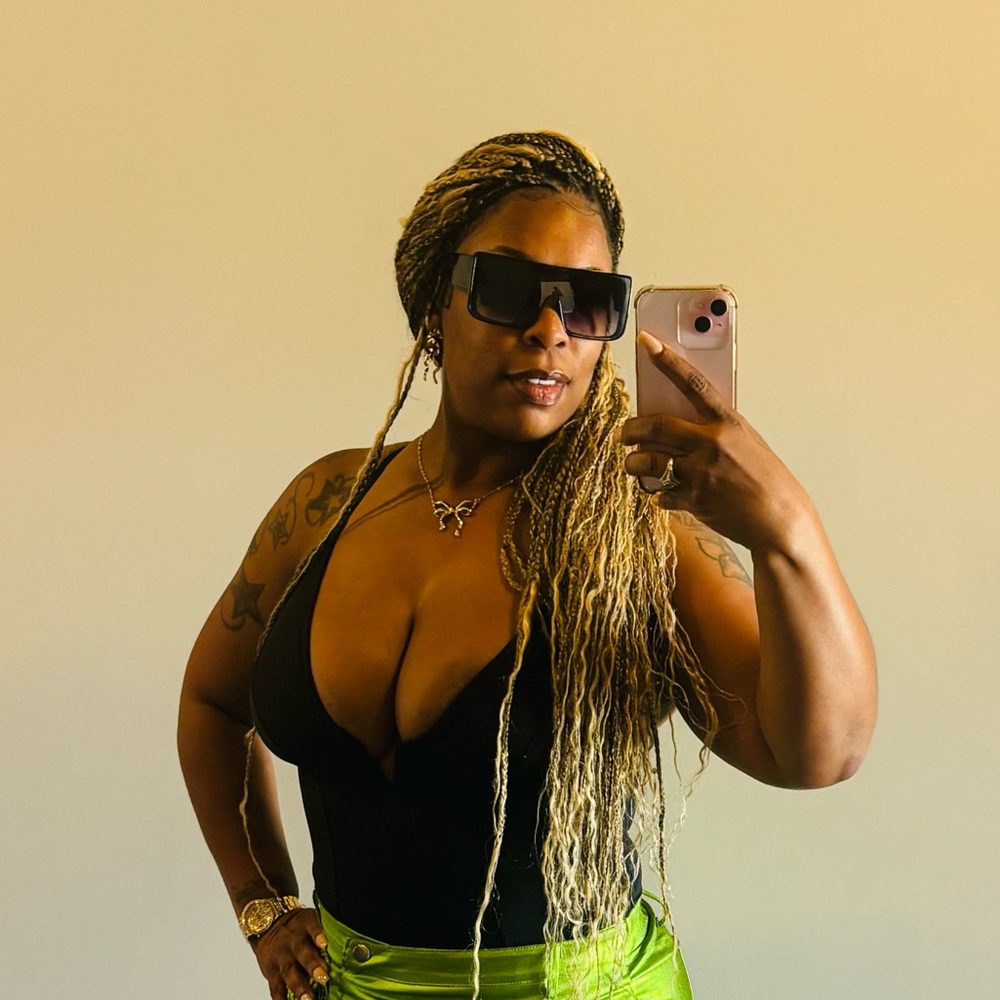 Meet your Posher, Keisha